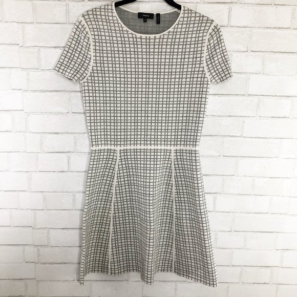 Theory Dresses & Skirts - Theory Gray & White Jacquard Fit & Flare Dress, M